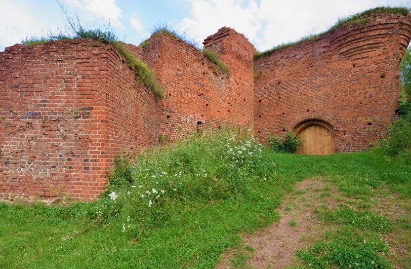 Ruiny Zamku Dybów i Gród Nieszawa w Toruniu, Toruń, Poland, Poland